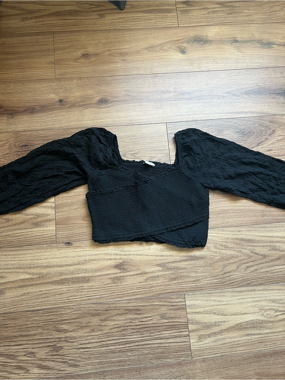 American Eagle Black Smocked Cross Front Long Sleeve Blouse Crop Top Size L